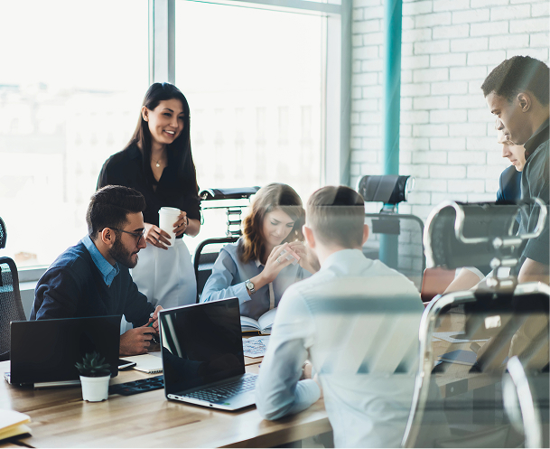 sesorar empresas en la contratación de empleados extranjeros