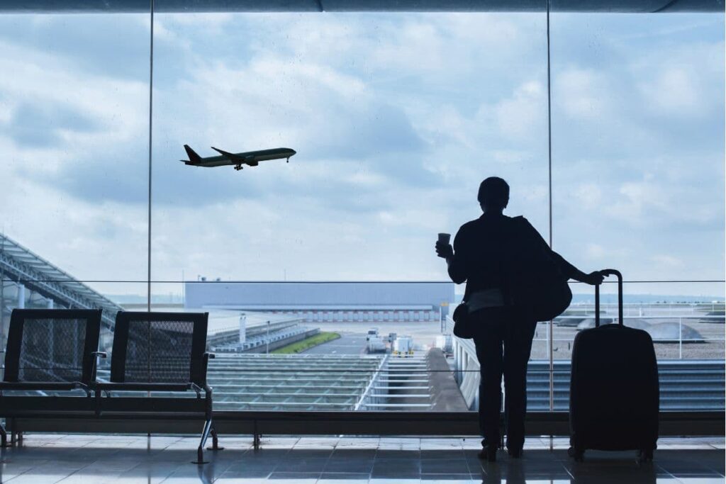 Viajar sin autorización de regreso en verano 2025